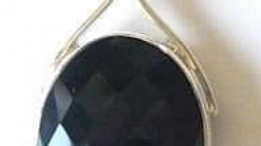 onyx-diamond-facet-pendant
