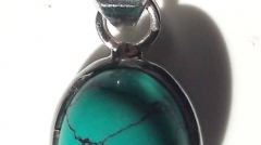 Simple Oval Turquoise Pendant